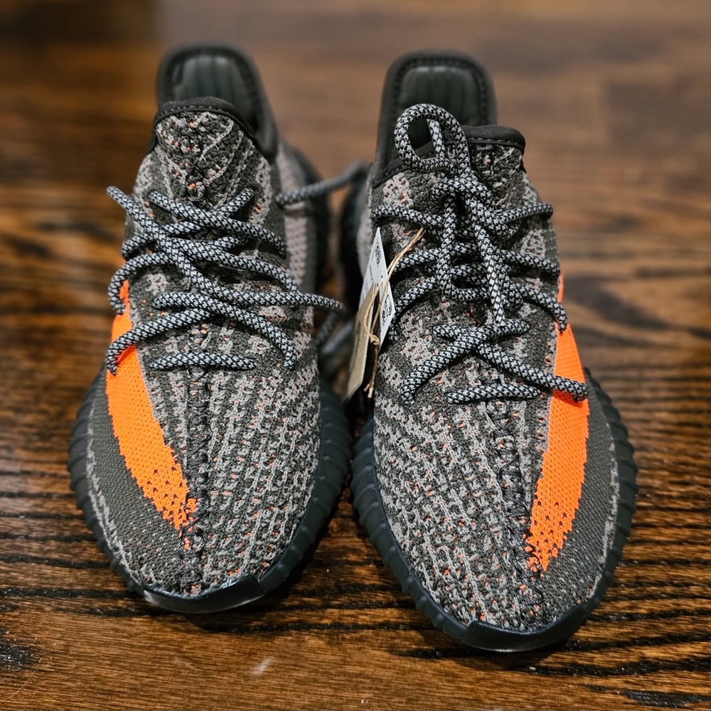 Yeezy Boost 350 V2